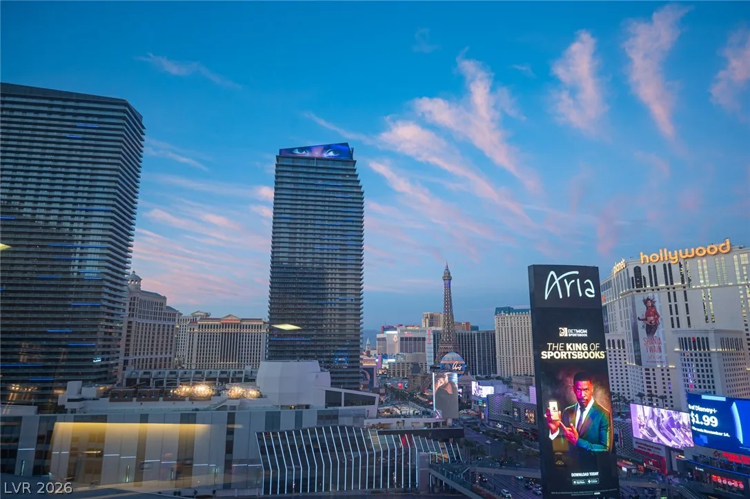 3722 Las Vegas Boulevard 1506 — photo 2