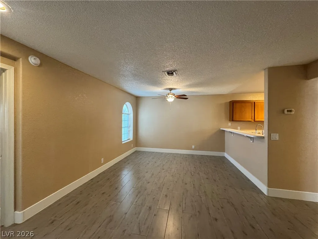 1800 Edmond Street 162 — photo 3