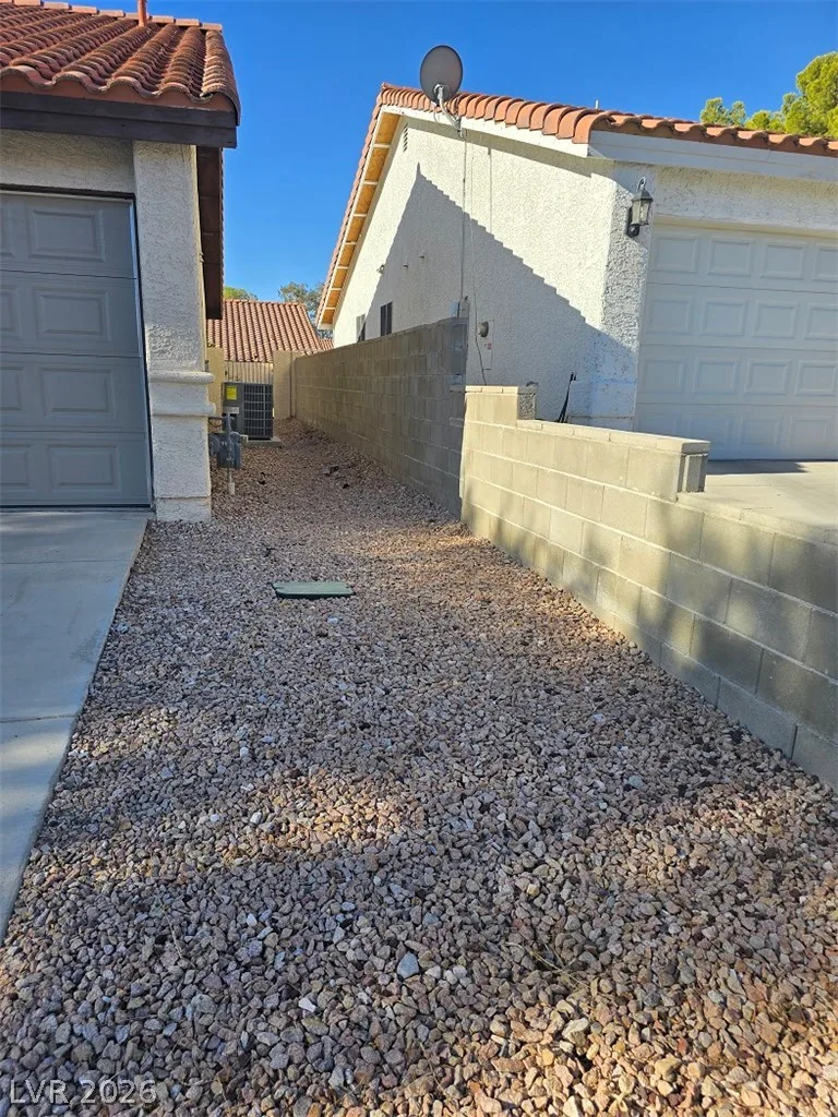 8641 Toscana Lane — photo 2