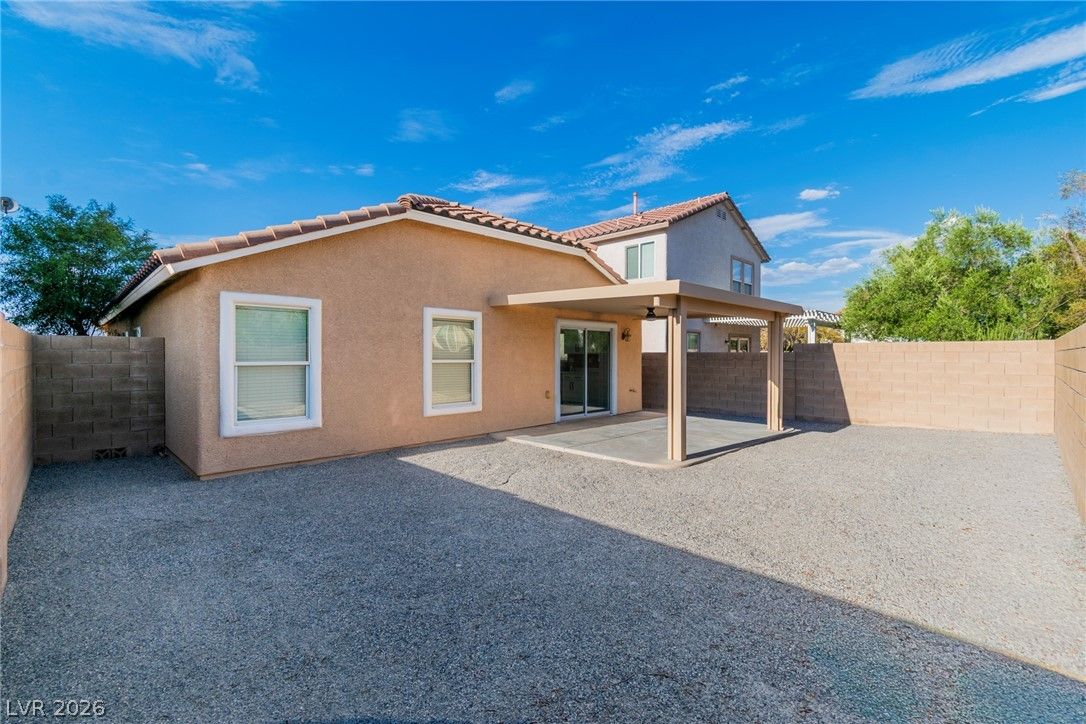 6309 Climbing Vine Avenue — photo 3 of 20