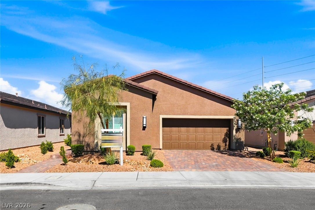 8672 Bench Street — photo 1