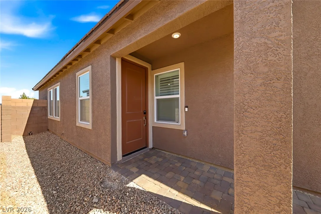 8672 Bench Street — photo 3