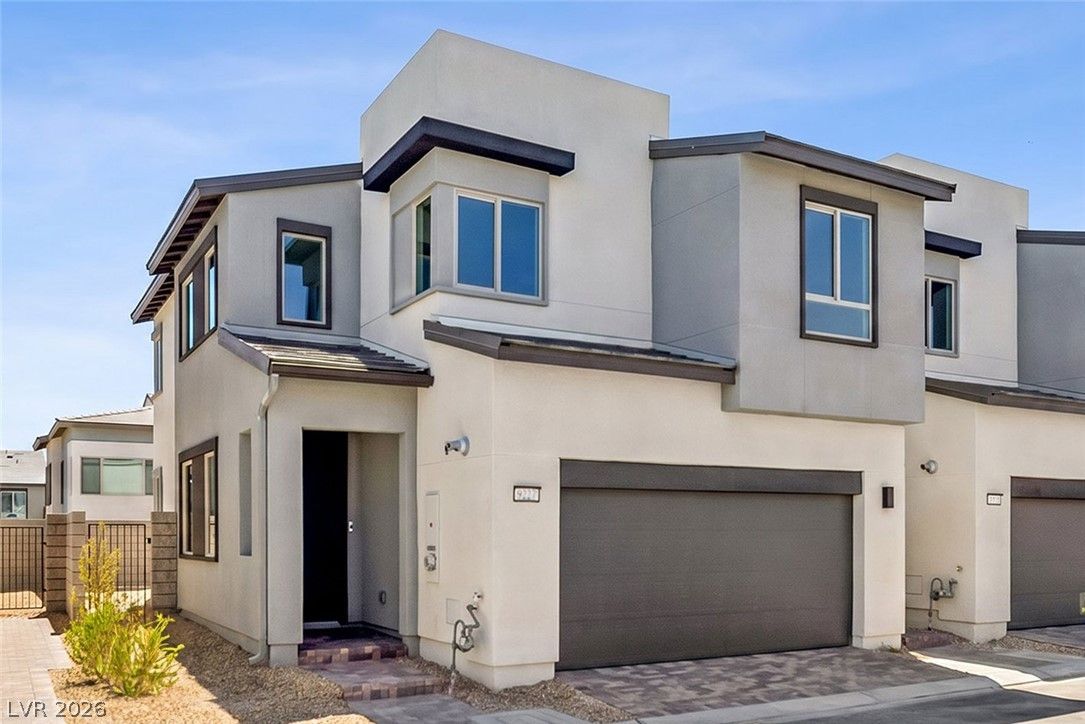 9227 Salas Street — photo 2