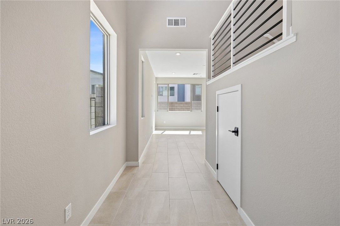 9227 Salas Street — photo 3
