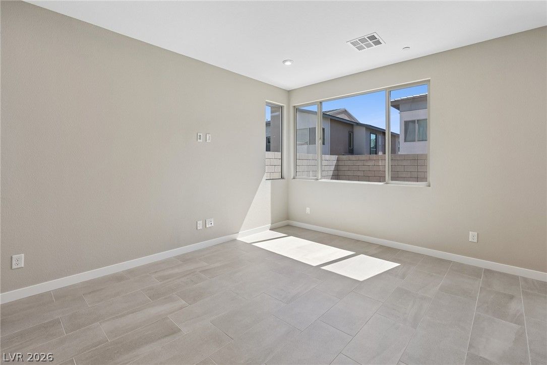 9227 Salas Street — photo 4