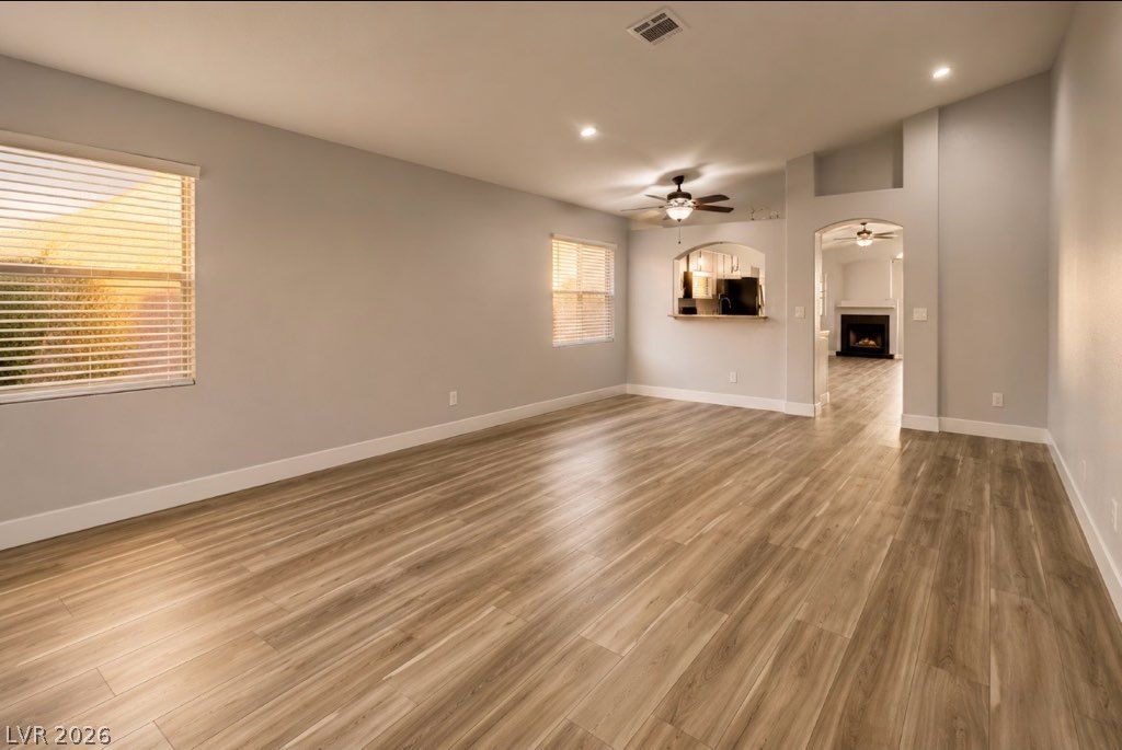 7032 Golden Desert Avenue — photo 2