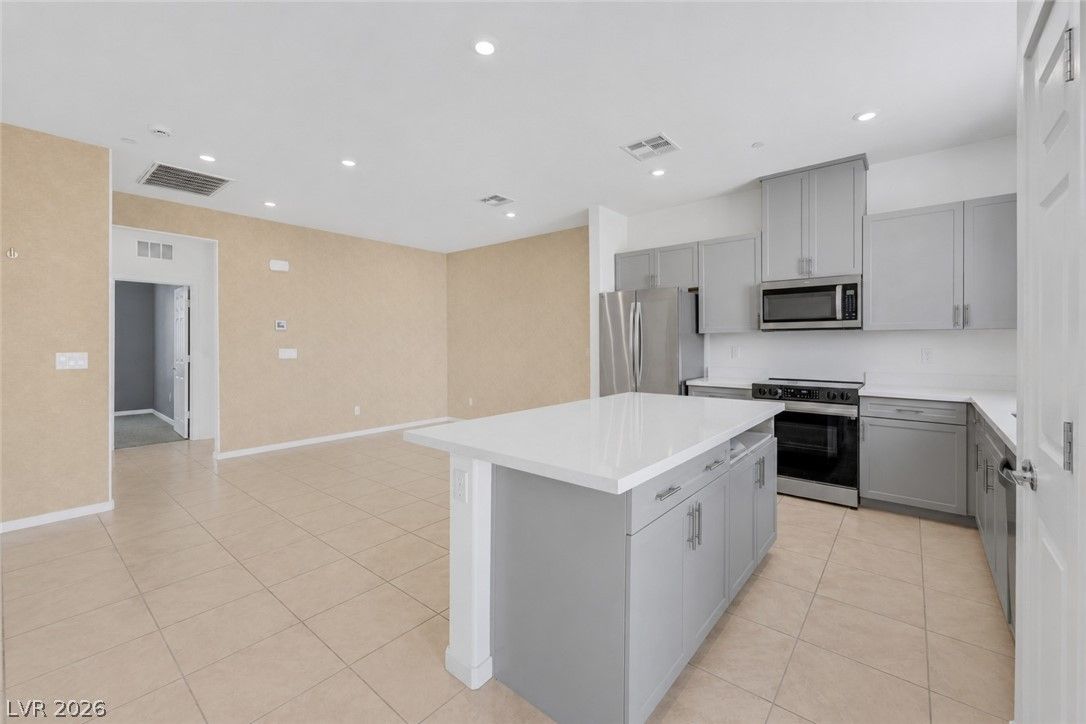 5684 Beguiling Falls Street — photo 5 of 15
