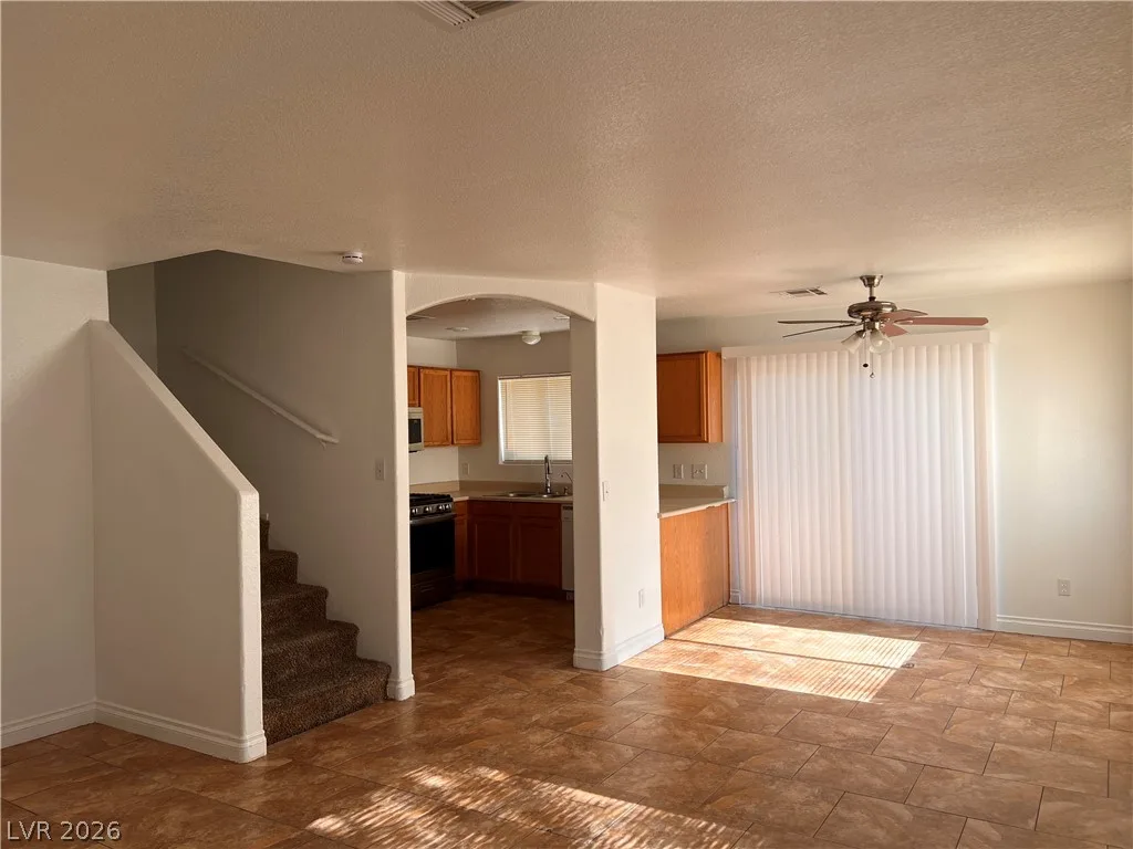 3391 Sparrow Heights Avenue — photo 4