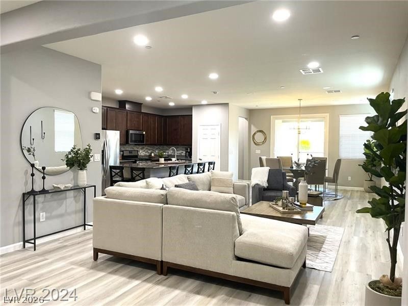2828 Aragon Terrace Way — photo 2