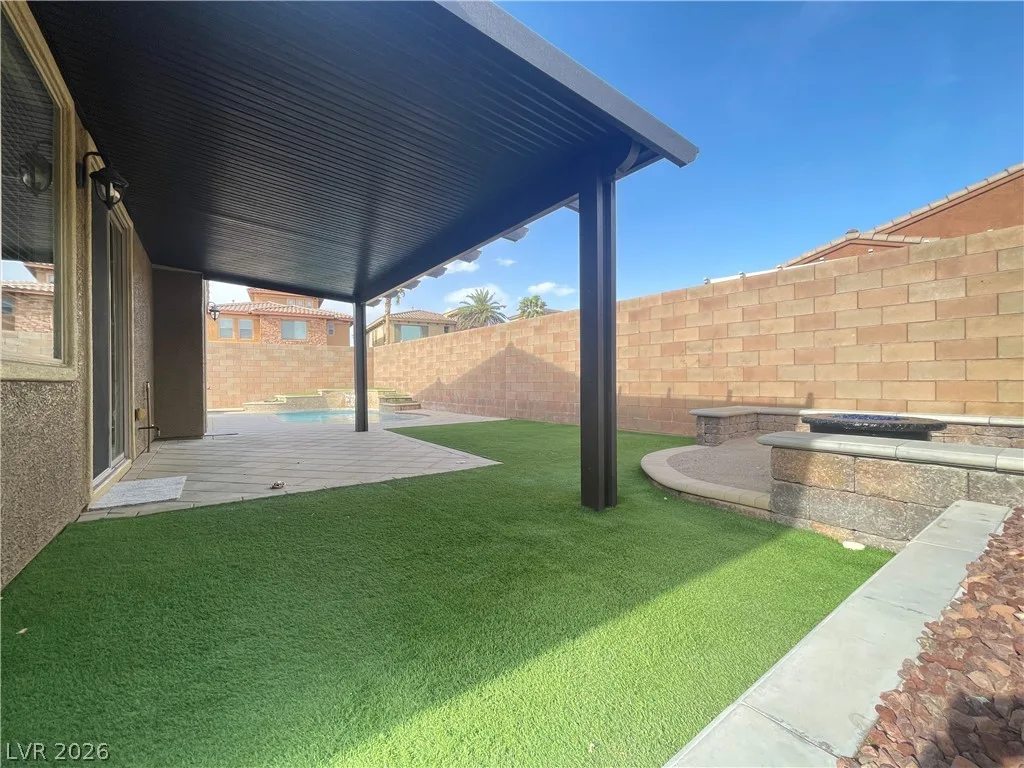 1066 Via Nandina Place — photo 4