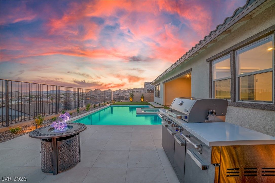 369 Portus Delphini Court — photo 1