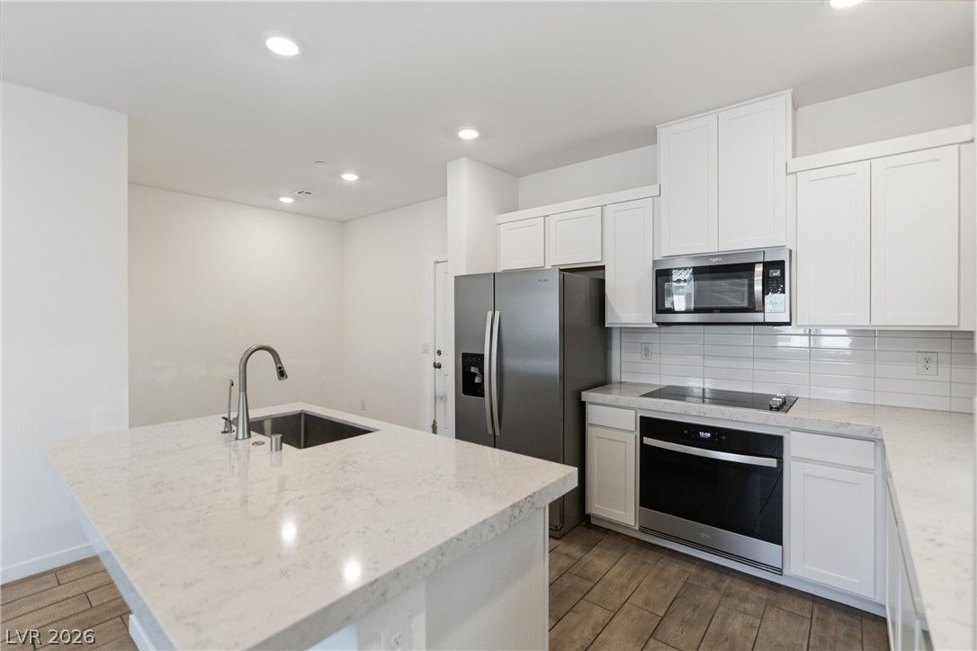 222 Krameria Avenue — photo 3