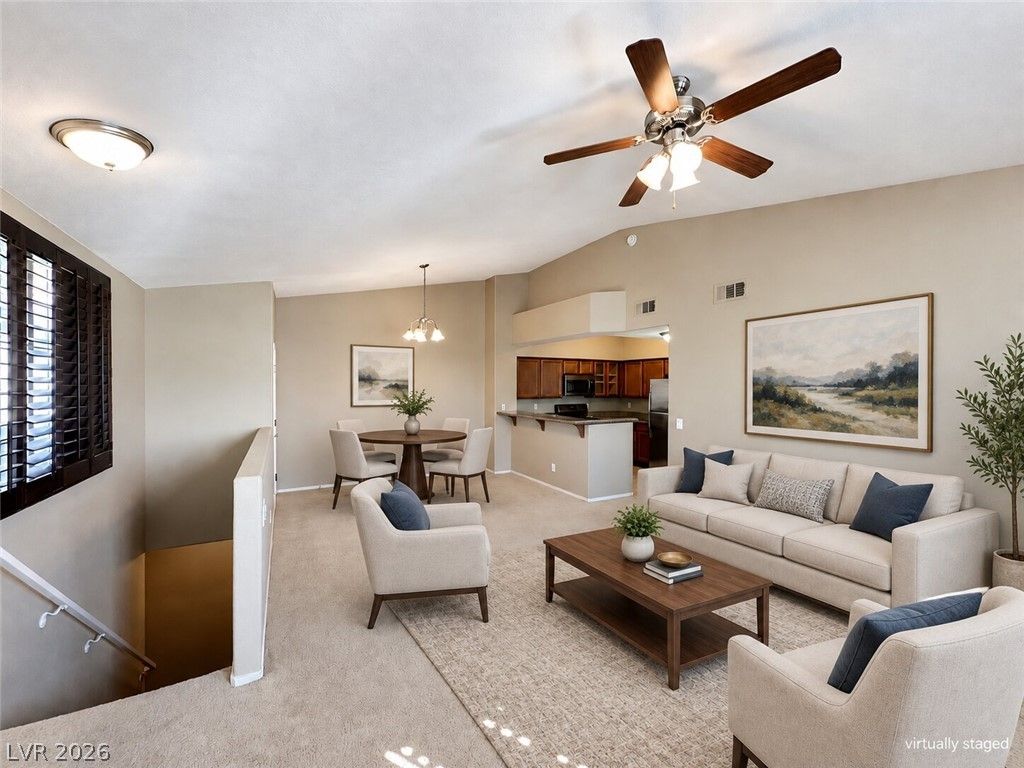 1621 Queen Victoria Street 201 — photo 4