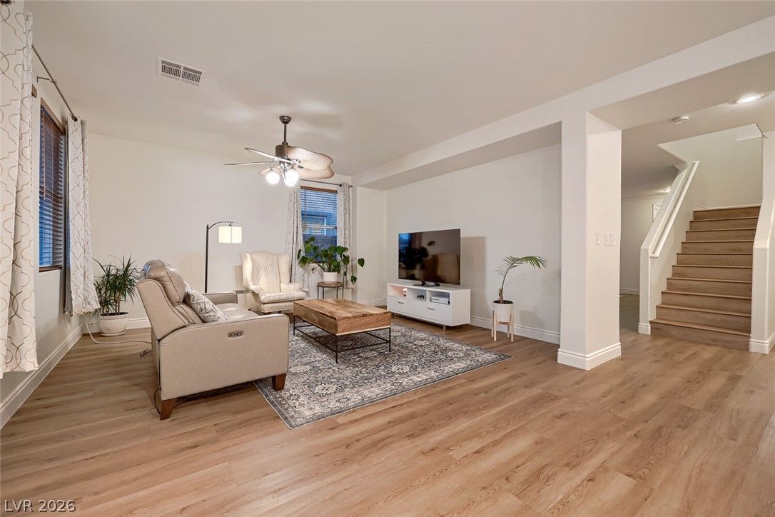 552 Playa Linda Place — photo 3