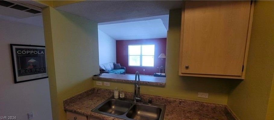 1150 North Buffalo Drive 2023 — photo 4