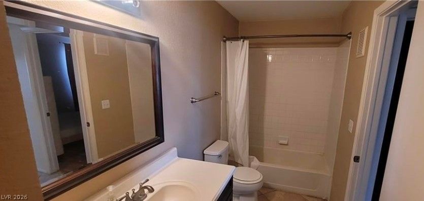 1150 North Buffalo Drive 2023 — photo 5