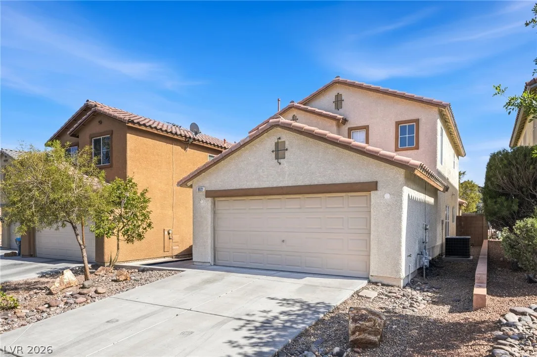 9021 Spirit Canyon Avenue — photo 2