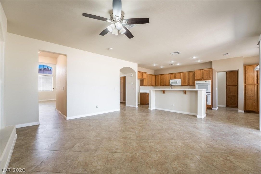4828 Whisper Lake Avenue — photo 4