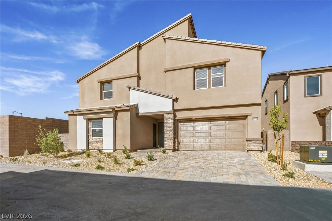 1605 Amalfi Arches Place — photo 2