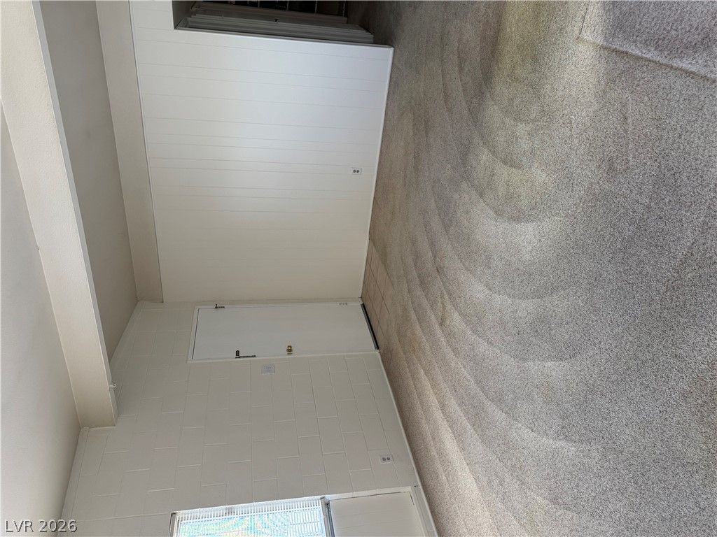 1301 Harriet Street — photo 4 of 14