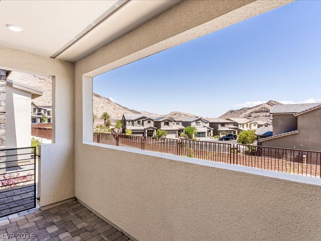 11446 Contour Avenue — photo 4 of 47