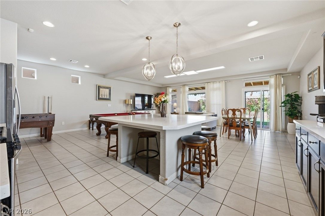 10137 Herons Rise Street — photo 5 of 31