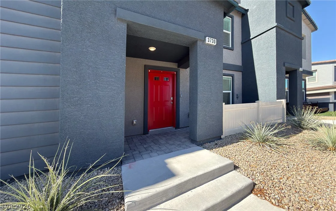 3730 Celesta Vista Avenue — photo 2