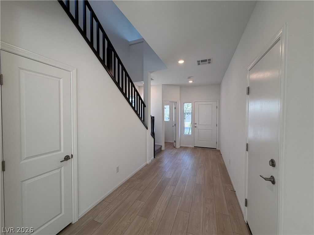 10021 Cooper Mountain Street — photo 4