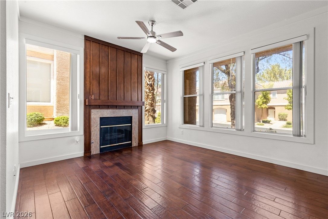 251 South Green Valley Parkway 2211 — photo 3