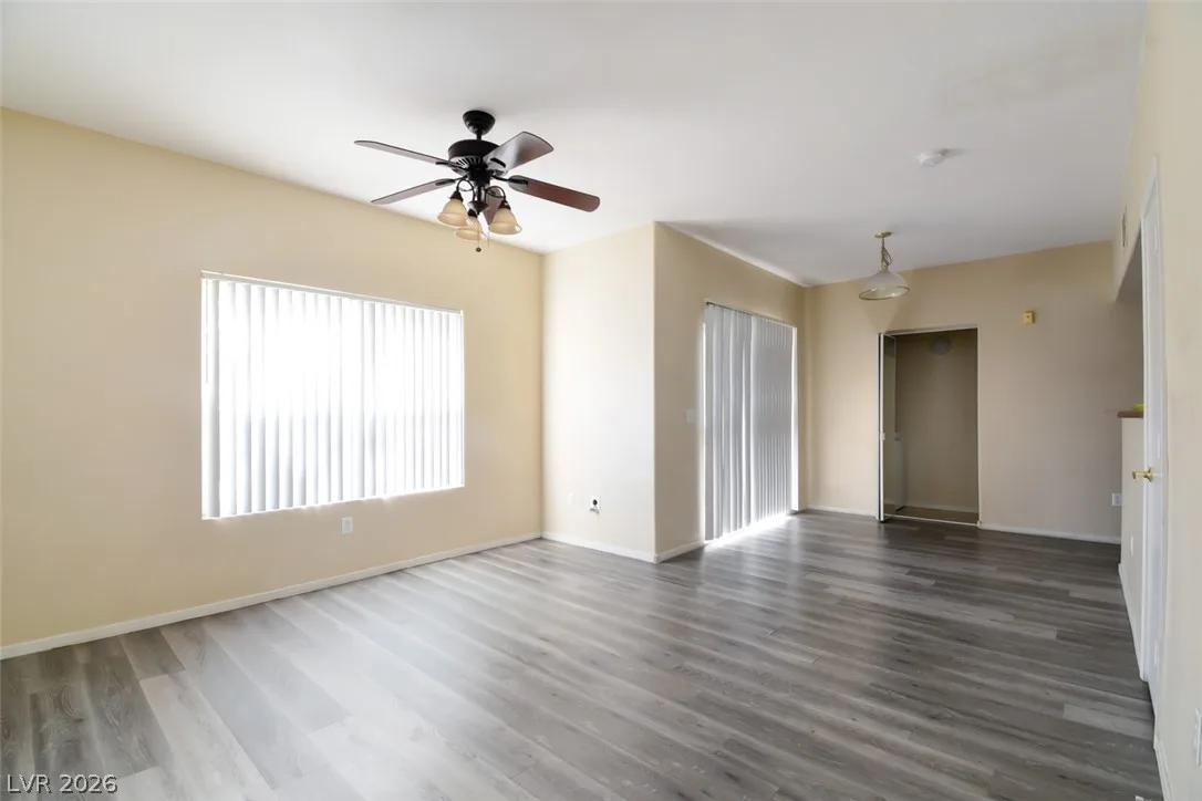 7255 West Sunset Road 1077 — photo 2