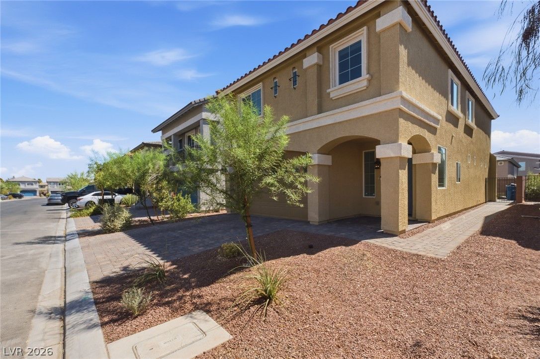 7780 Tyrell Peaks Street — photo 3
