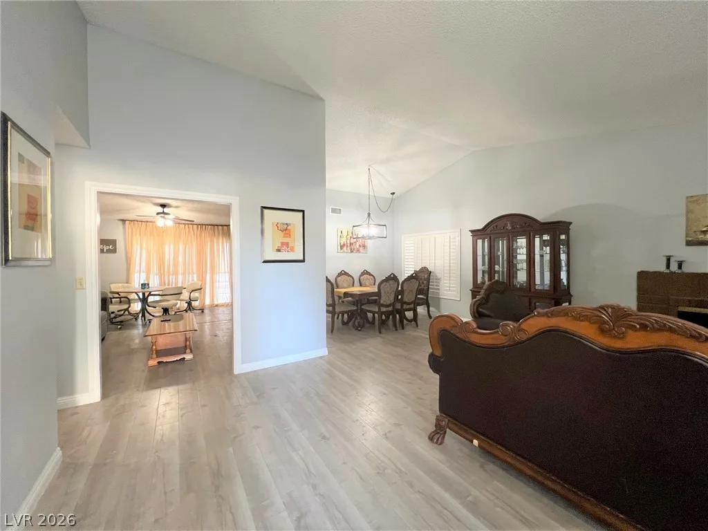 4761 Torrence Drive — photo 2