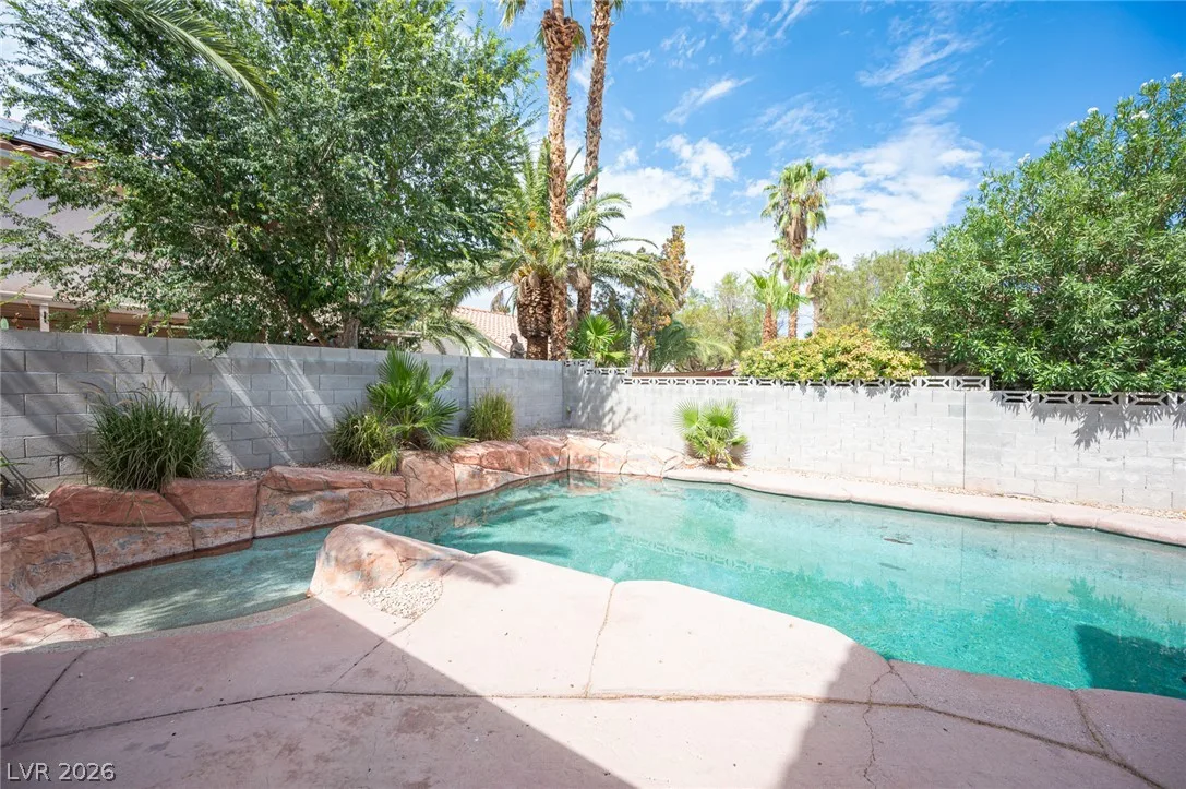 1416 Grey Hunter Drive — photo 3