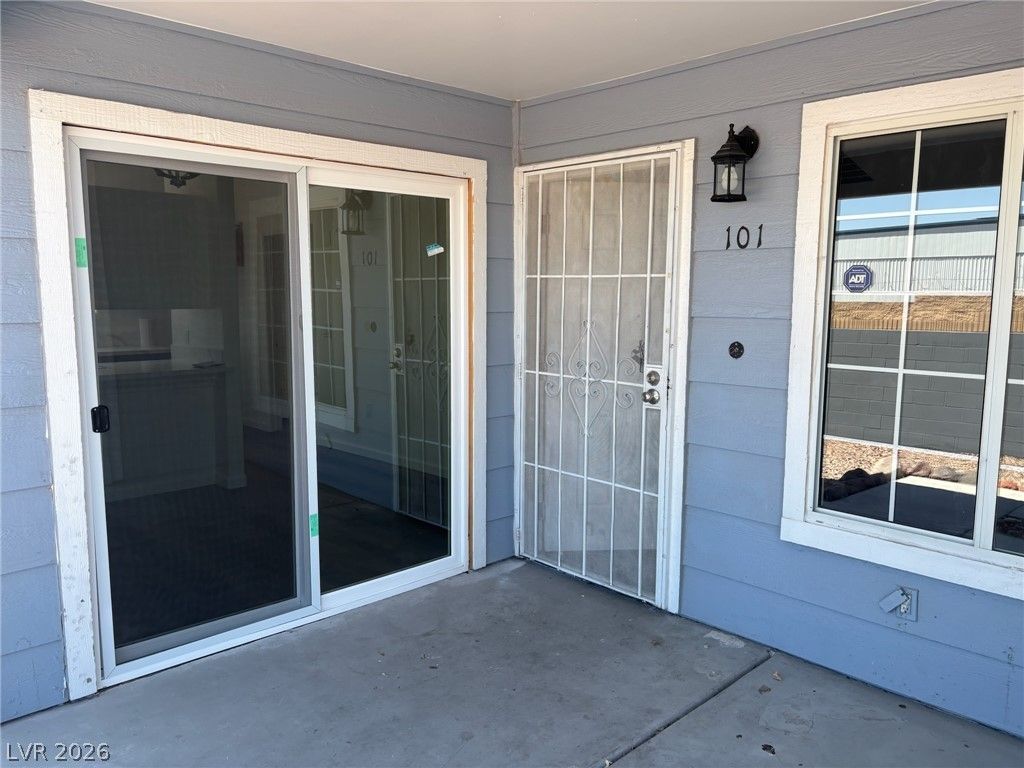 5310 Portavilla Court 101 — photo 1