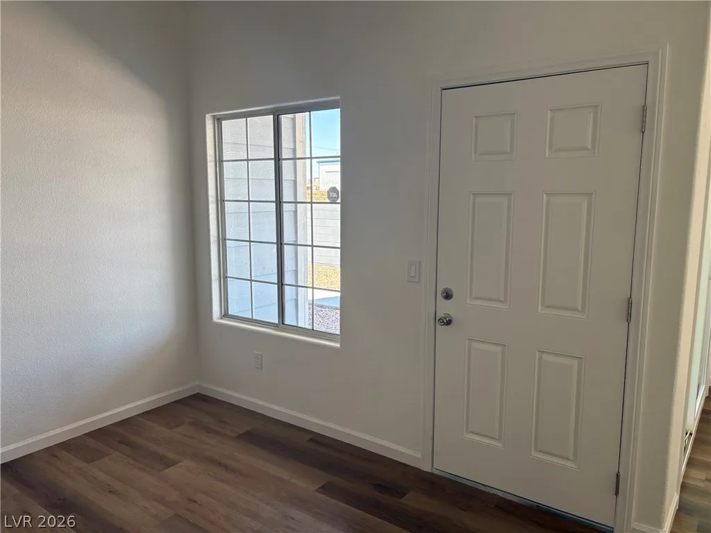 5310 Portavilla Court 101 — photo 5