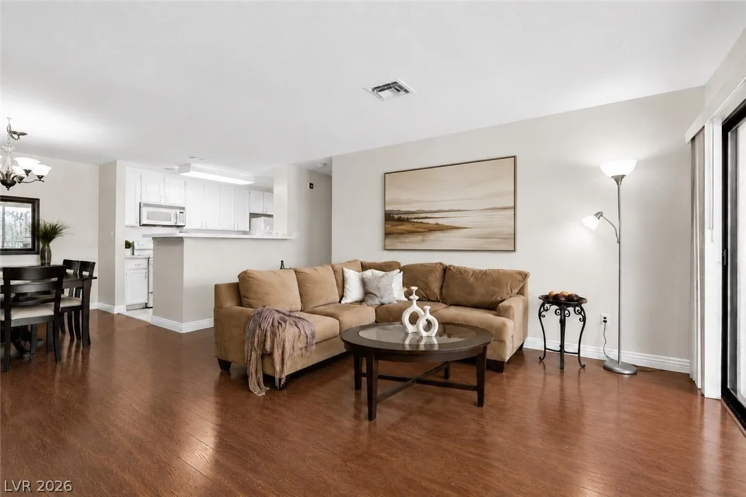 4893 South Torrey Pines Drive 203 — photo 2