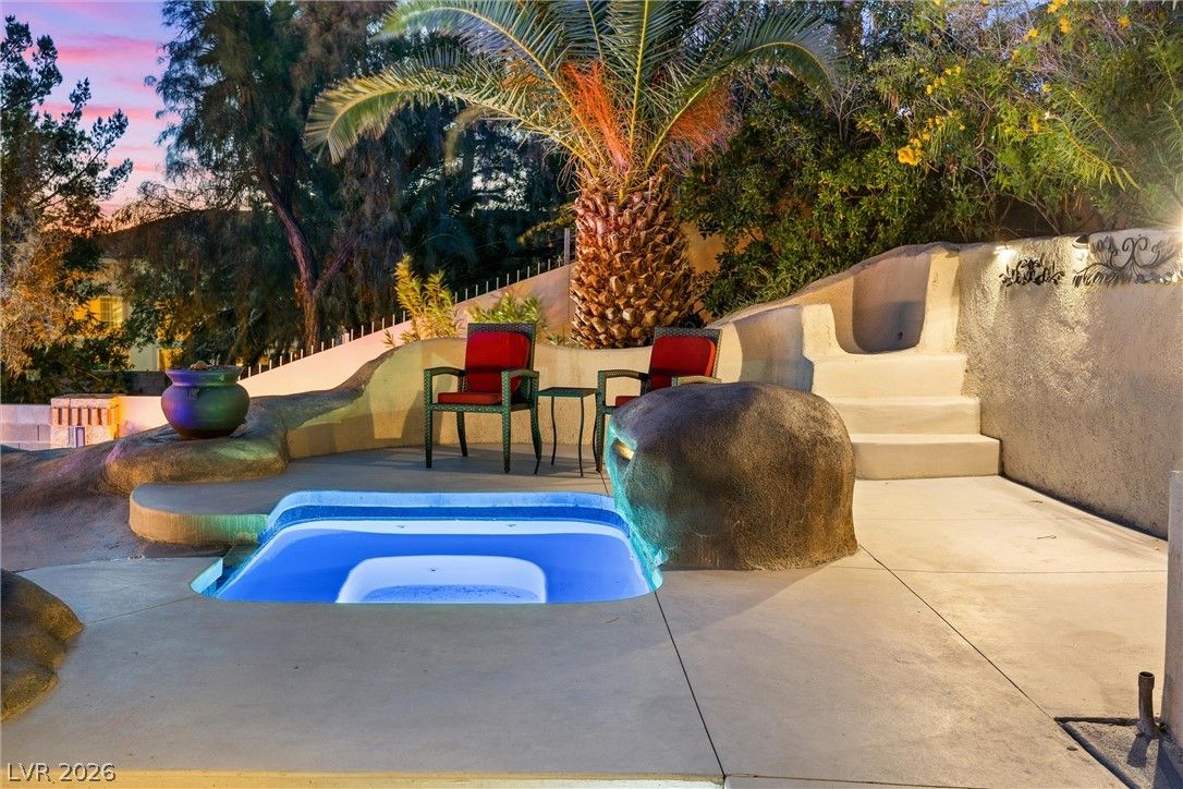 3038 Via Sarafina Drive — photo 3 of 41