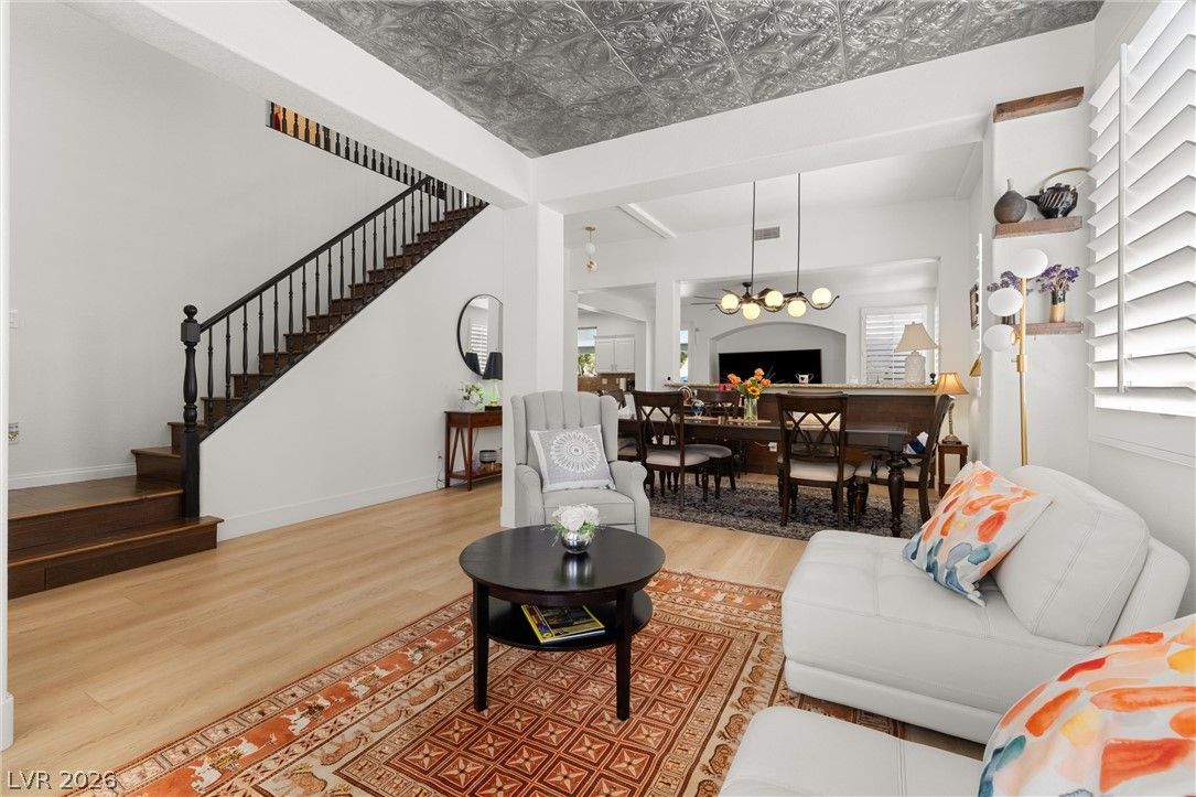 3038 Via Sarafina Drive — photo 4 of 41