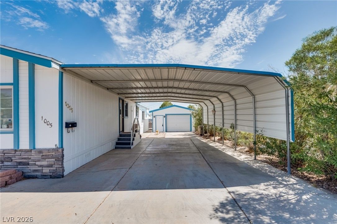 1005 Adobe Circle — photo 4