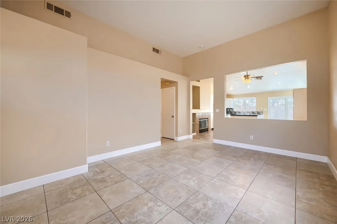 6042 Evening View Street — photo 4