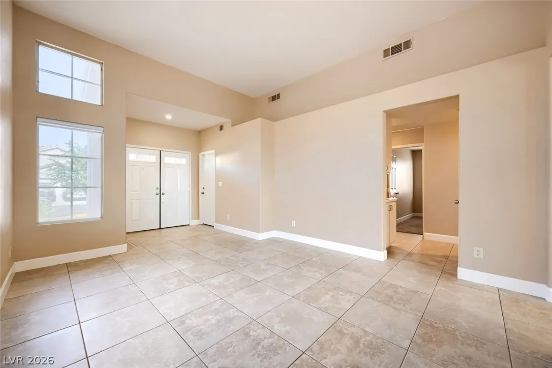 6042 Evening View Street — photo 5