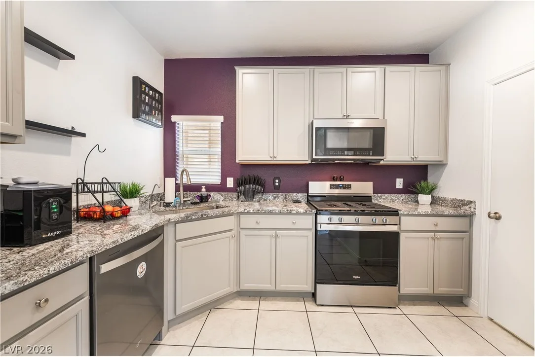 88 Golden Aria Avenue — photo 4