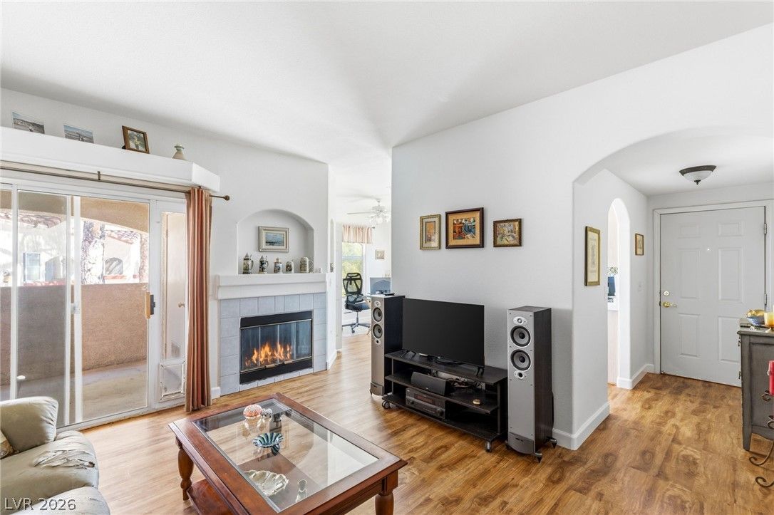 525 Indian Princess Drive 202 — photo 4