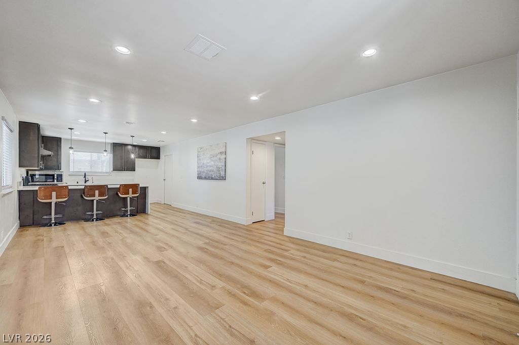 4451 Rich Drive C — photo 2