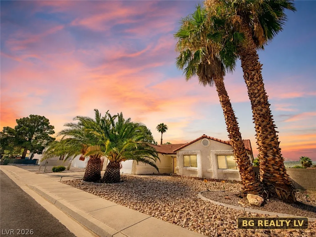 6600 Light Breeze Drive — photo 2