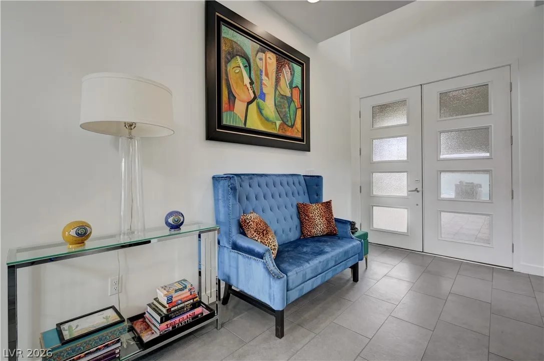 260 Tarragona Breeze Avenue — photo 4