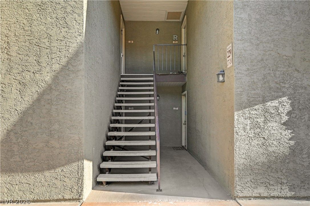 5220 Indian River Drive 280 — photo 4