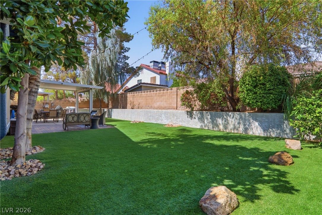 7943 Lions Mane Court — photo 2