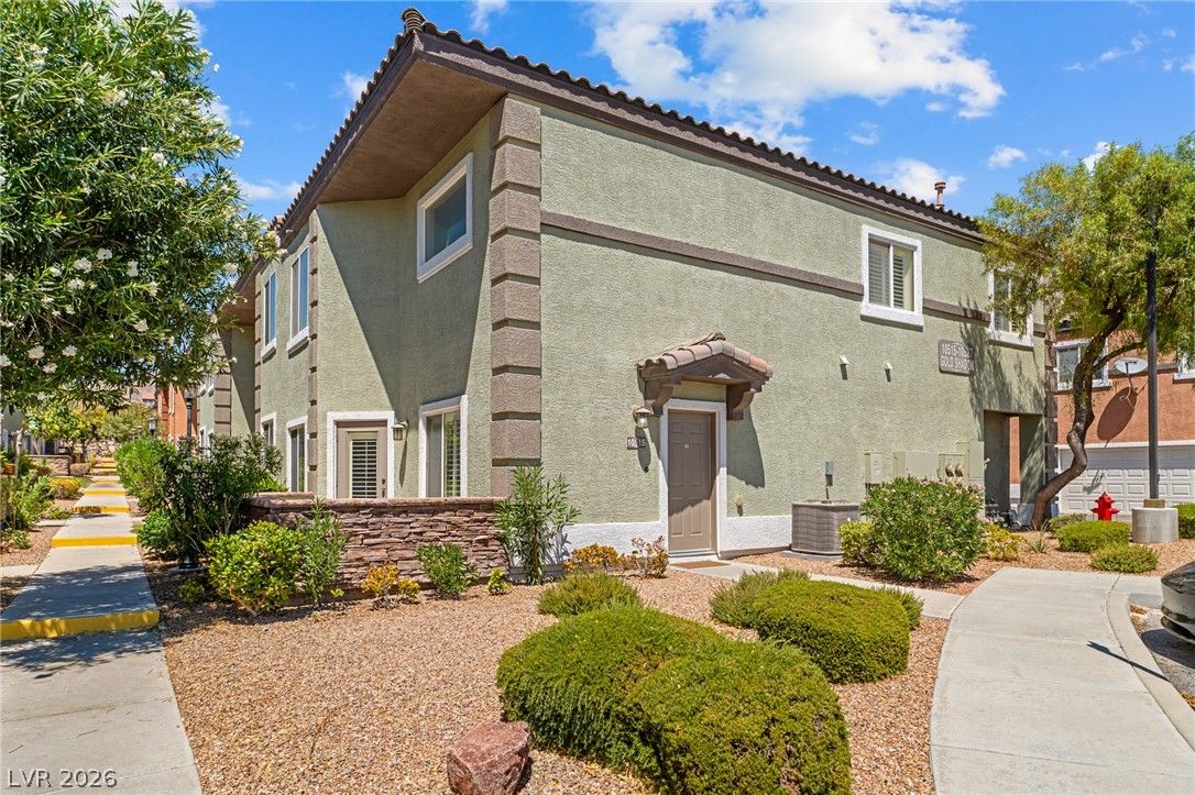 10515 Gold Shadow Avenue — photo 1