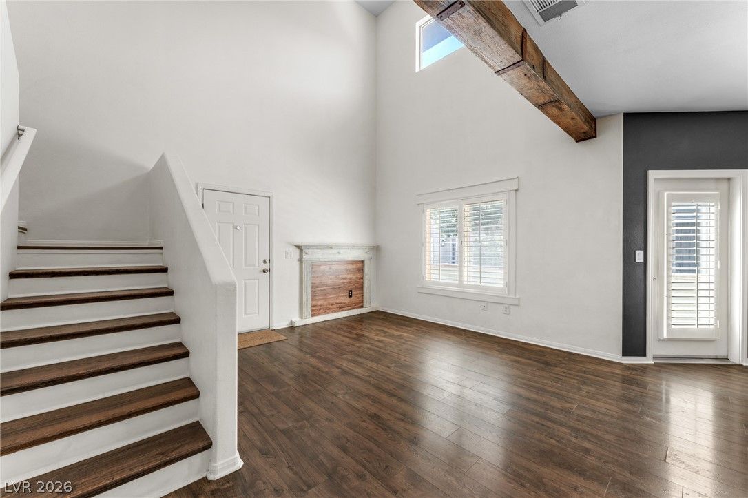 10515 Gold Shadow Avenue — photo 4